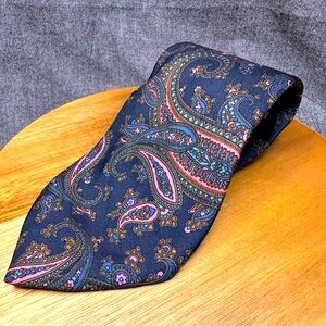 Ermenegilde Zegna 100% silk. pink & blue Paisley XL @ 57” x 3 1/4”
